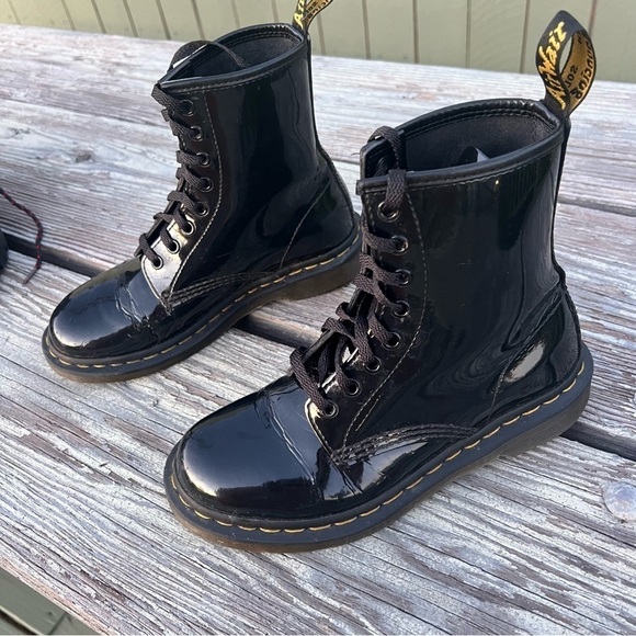 Dr. Martens 1460 Eight-Eye 8 Hole Patent Leather Boots Martens - Picture 1 of 11